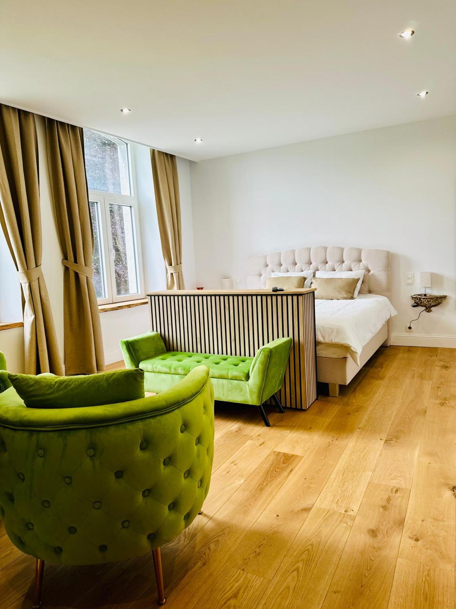 Suite De Luxe Au Chateau 105 Tinlot Bagian luar foto