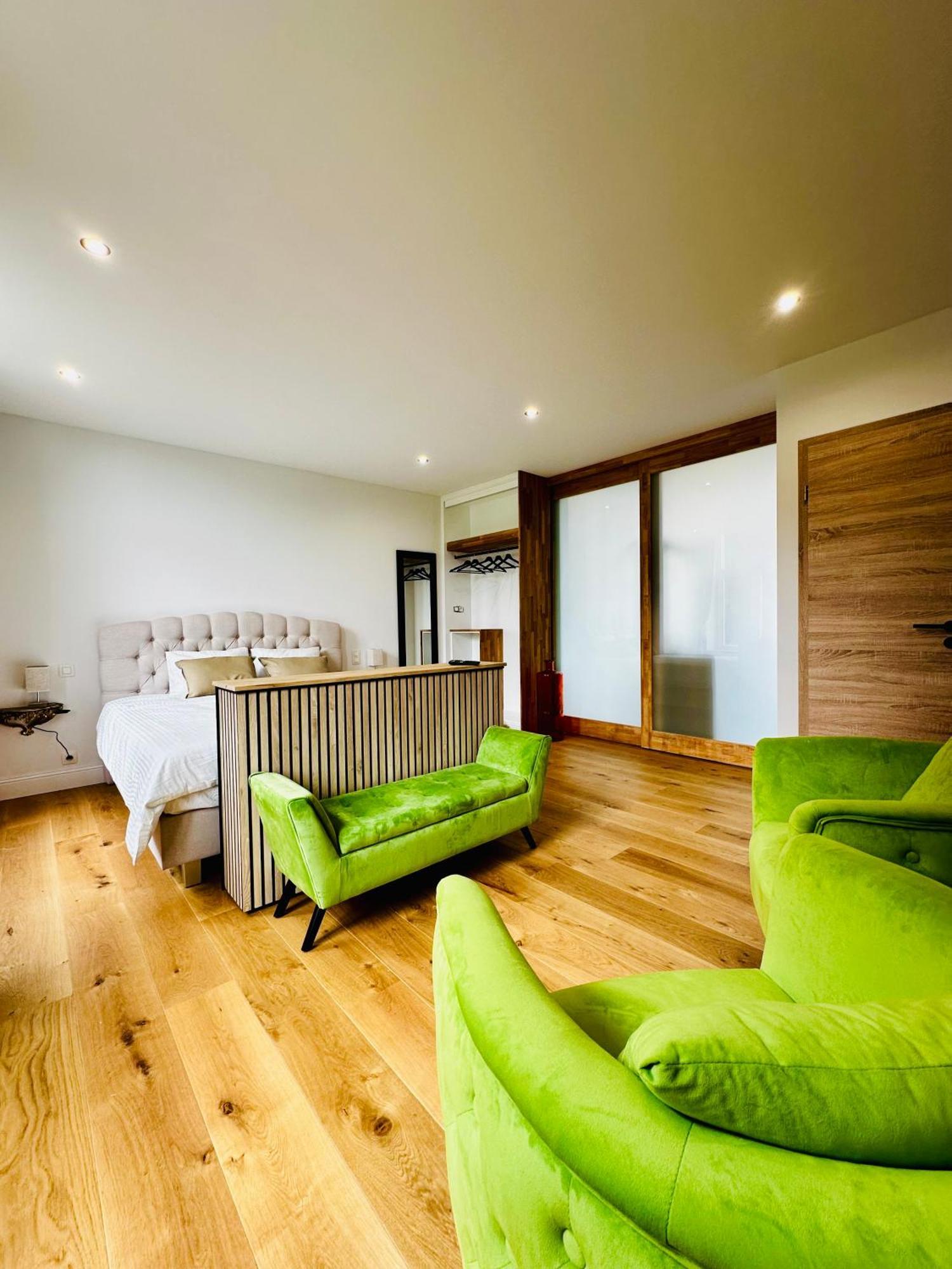 Suite De Luxe Au Chateau 105 Tinlot Bagian luar foto